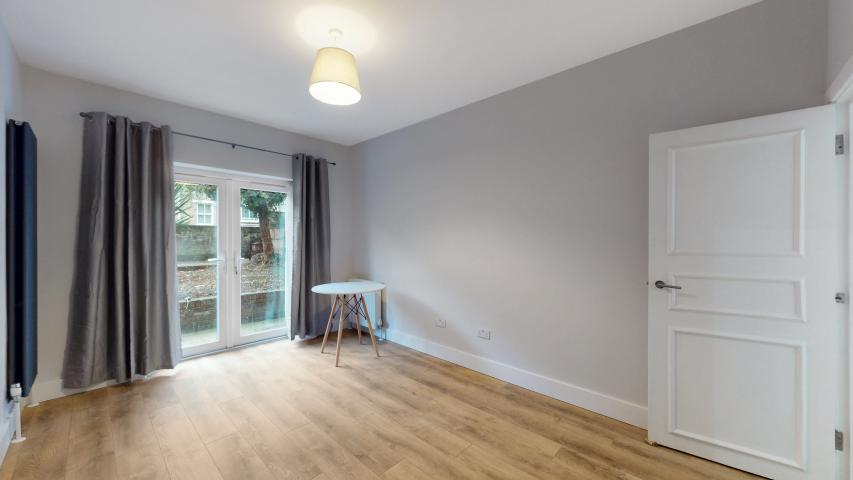 Recently Refurbished Apartment Sutherland Avenue, Maida Vale
